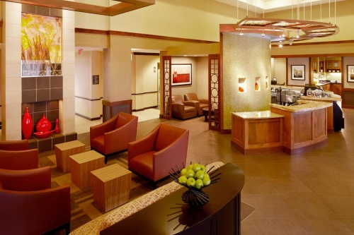 Hyatt Place Colorado Springs lounge